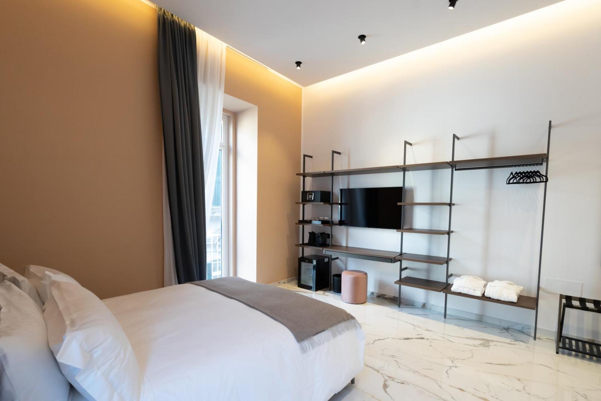 Insogno Suites Neapol Zewnętrze zdjęcie